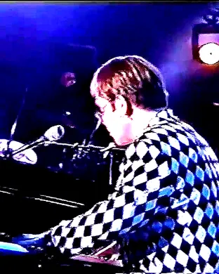 Bennie and The Jets - The Elton John Experience Bolivia