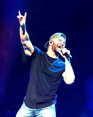 Dylan Scott